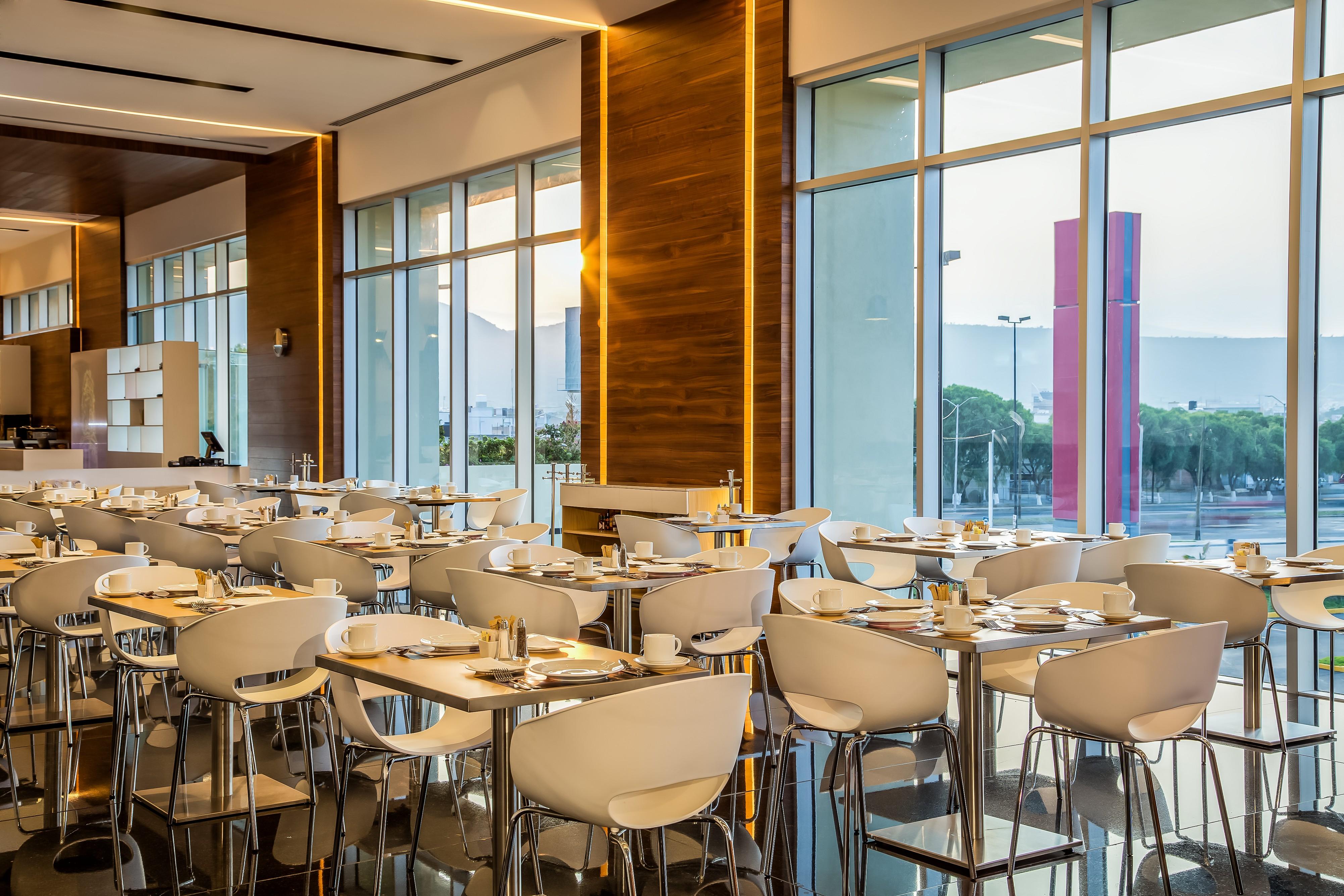 Fiesta Inn Pachuca Gran Patio Exterior photo